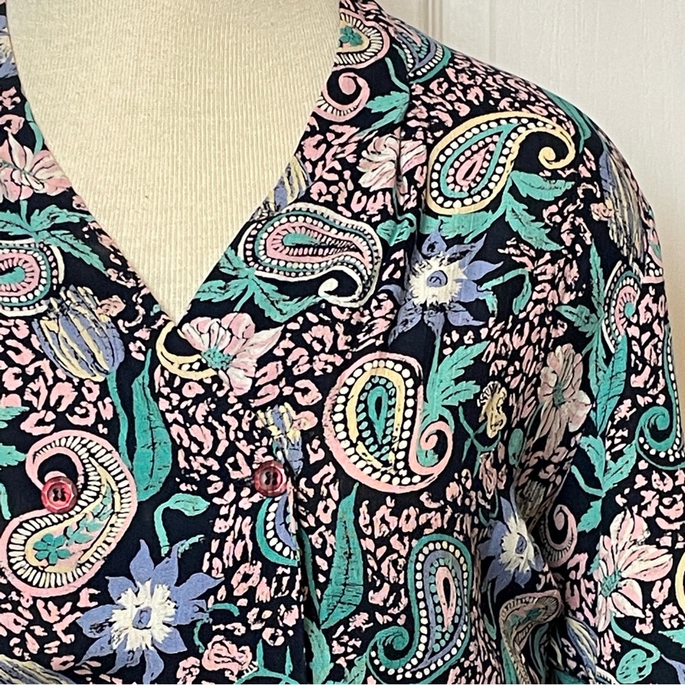 Retro Patterned Blouse Springtime PAISLEY & FLORALS - Picture 2 of 10